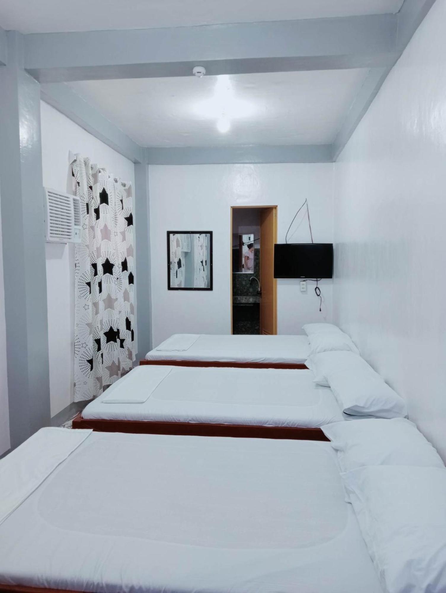 Ludy'S 2 Pension House Carles Quarto foto